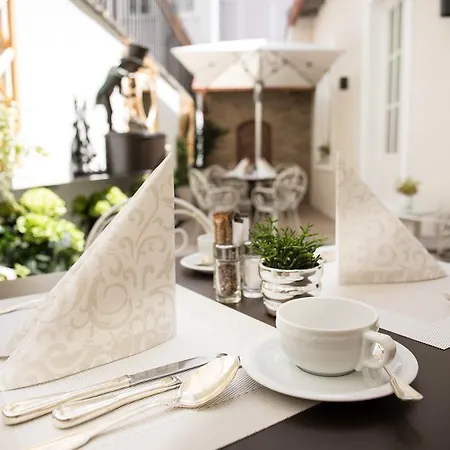 Bristol 5* Salzburgo