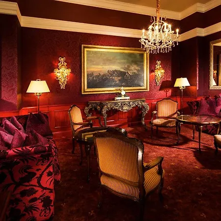 Bristol Hotel 5*