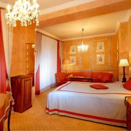 Hotel Bristol 5*