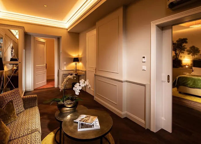 Hotel Bristol