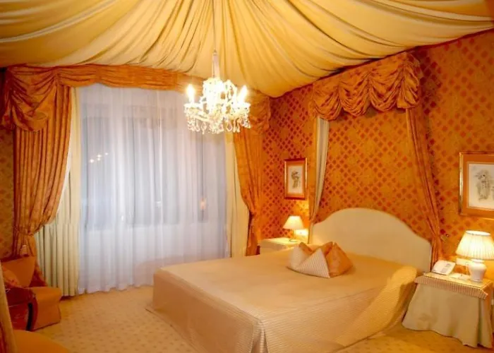 Bristol Hotel 5*