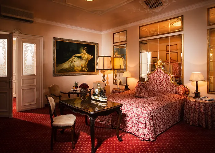Hotel Bristol 5*