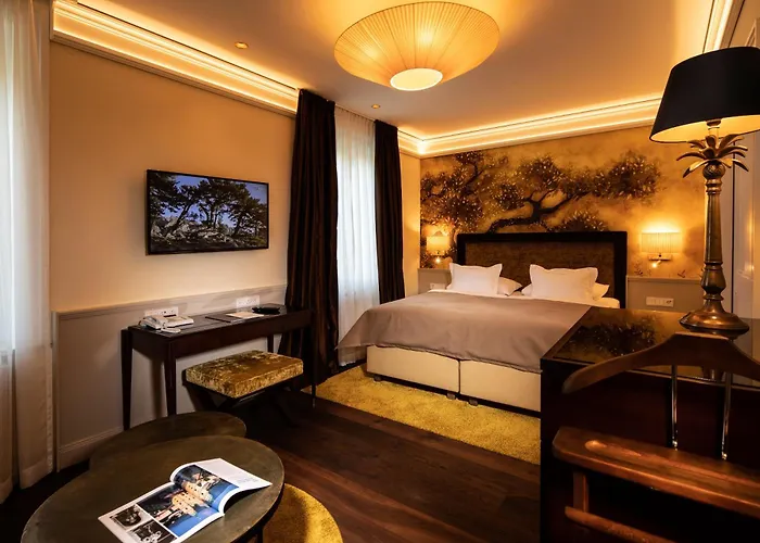 Bristol Hotel