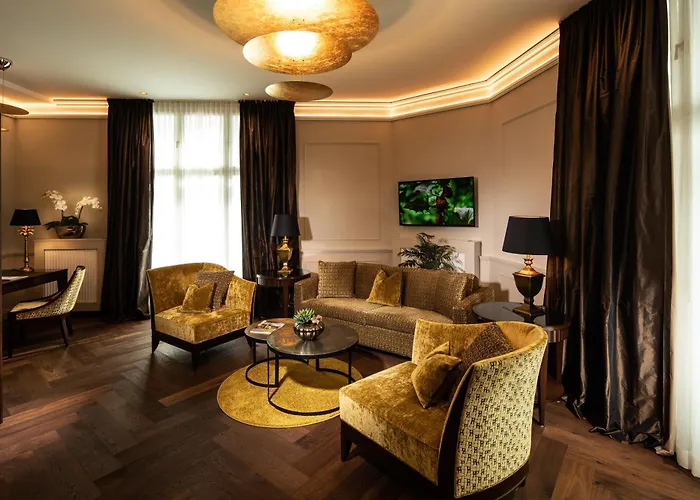 Hotel Bristol
