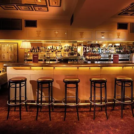 Hotel Bristol