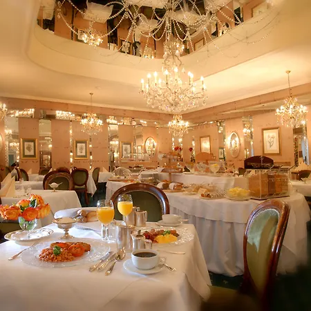 Hotel Bristol