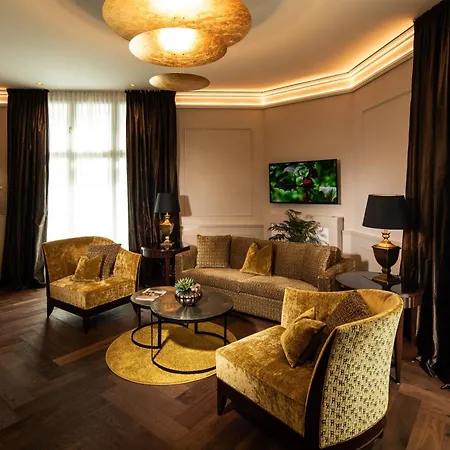 Hotel Bristol
