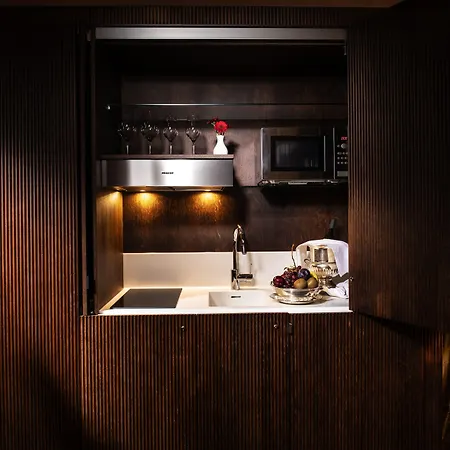 Bristol Hotel 5*