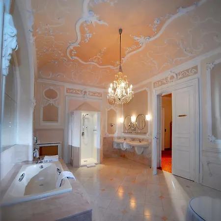 Bristol Szálloda 5*